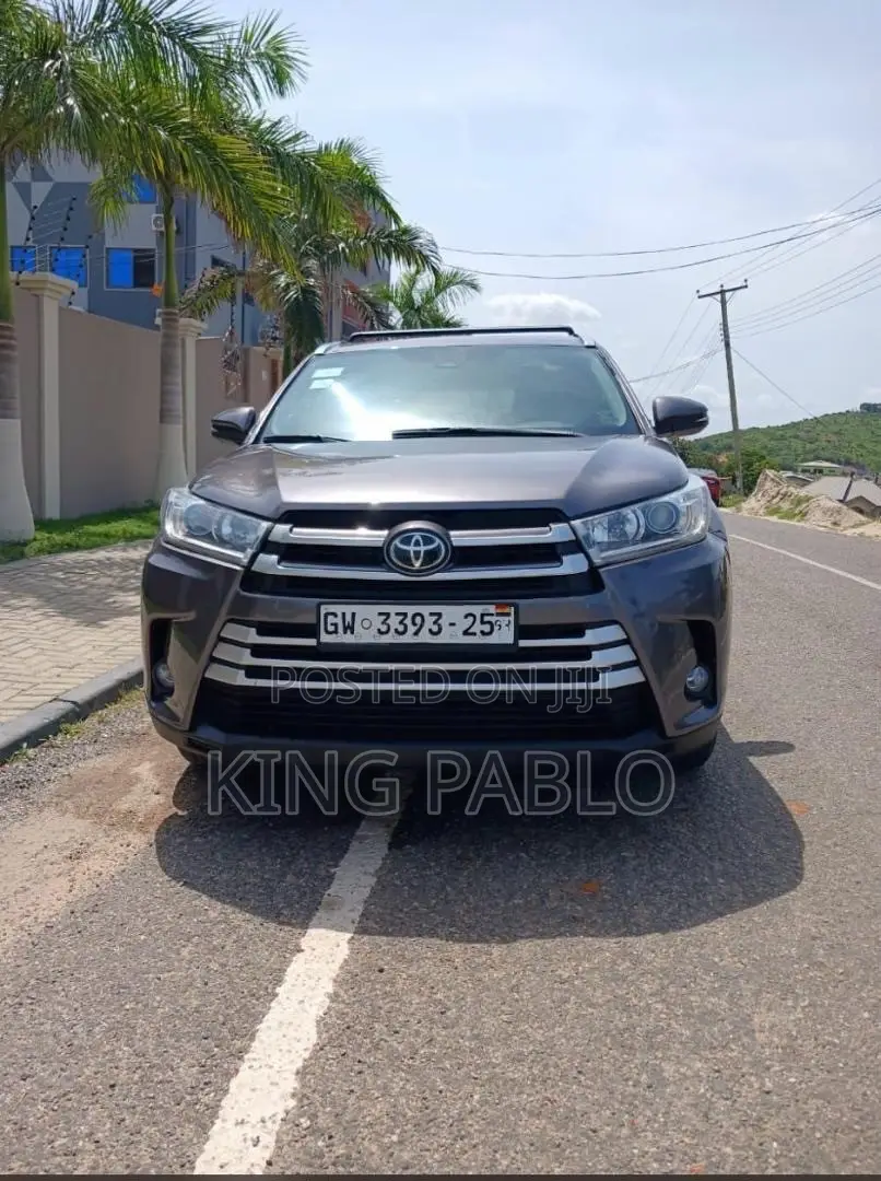  Toyota Highlander for Rent – Comfort, Class Reliability