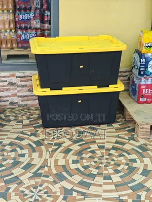 Strong 27 Gallons Capacity Plastic Storage Containers