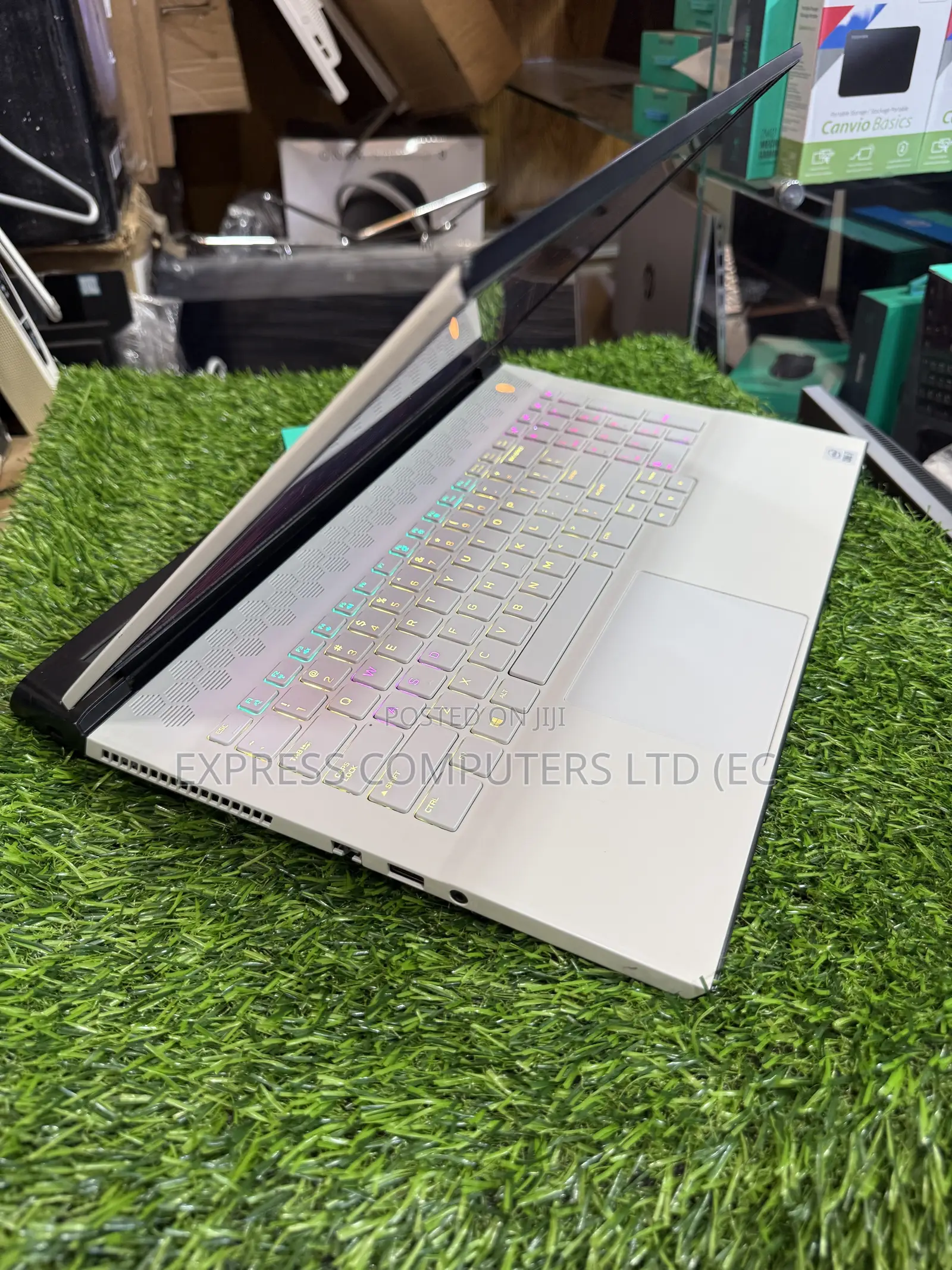 Laptop Alienware M17 R4 32GB Intel Core i7 SSD 1T