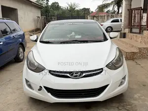 Hyundai Elantra GLS Sedan FWD (1.8L 4cyl 6A) 2013 White