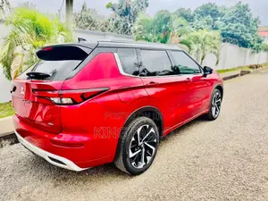 Mitsubishi Outlander Rental – Comfort, Class Reliability 