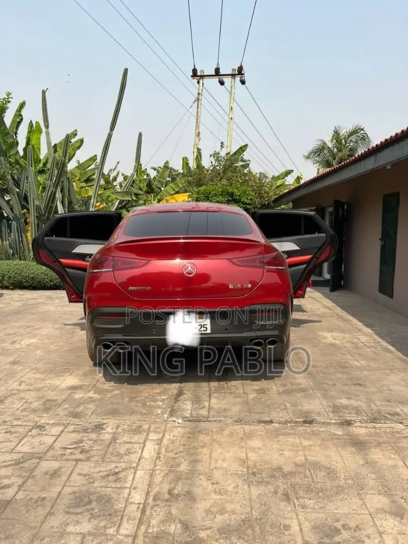 Benz GLE 400 for Rental – Comfort, Class Reliability 