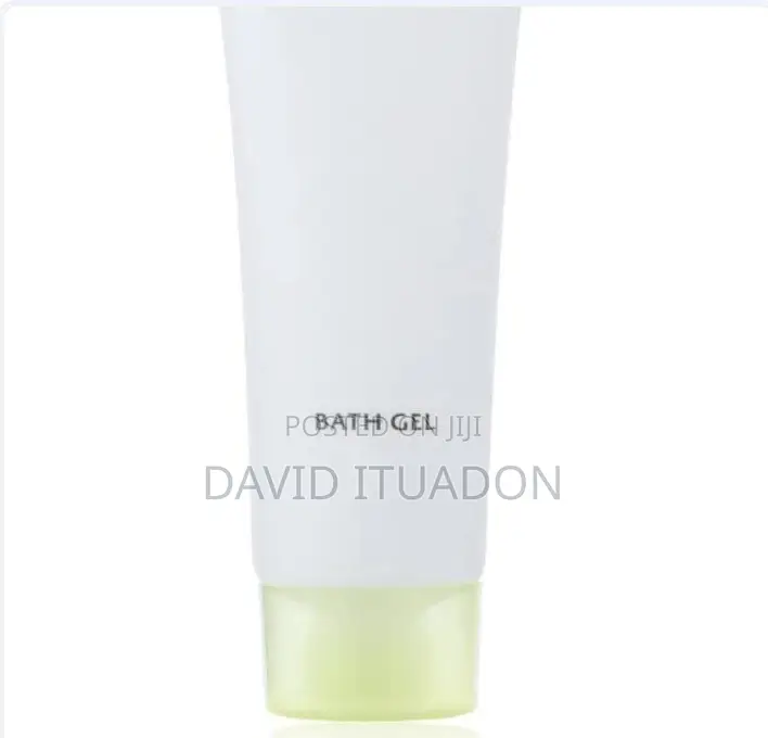 Hotel Amenity Bottles (Shampoo, Bath Gel, Body Lotion)