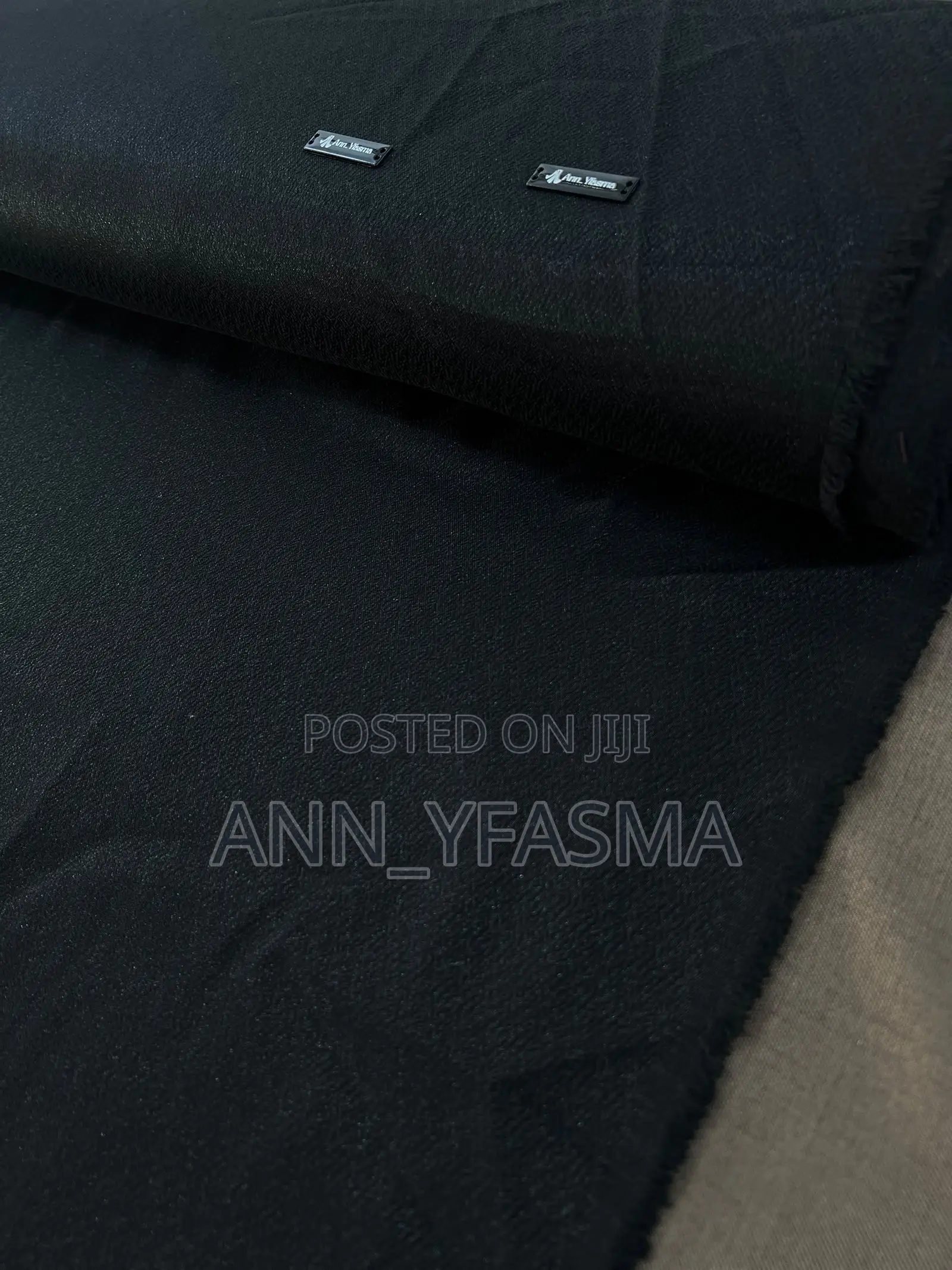 Black Wool Fleece or Brushed Fleece / Cashmere-Blend Coating Fabric