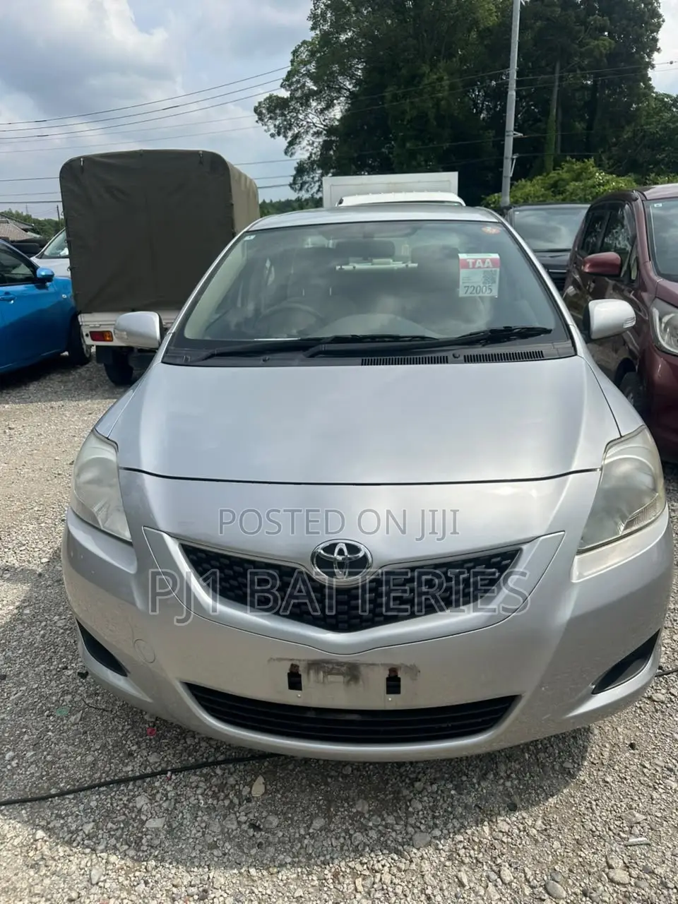 Toyota Belta 2010 Silver