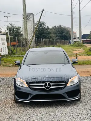 Mercedes-Benz C300 2016 Gray