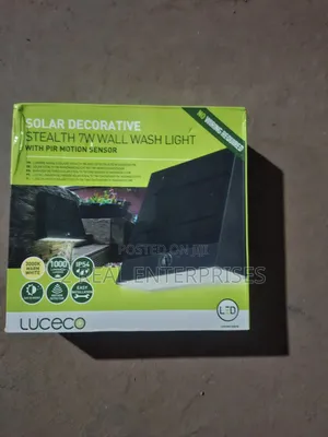 Luceco Solar Decorative Stealth 7W Wall Wash Light PIR Motion Sensor