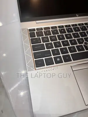 Laptop HP EliteBook 840 G8 8GB Intel Core i5 SSD 256GB