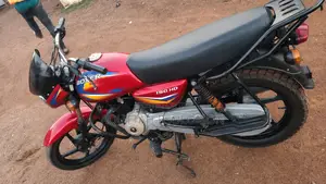 Bajaj Boxer 2024 Red