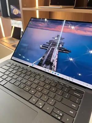 Laptop Dell Precision 5570 32GB Intel Core i7 SSD 512GB