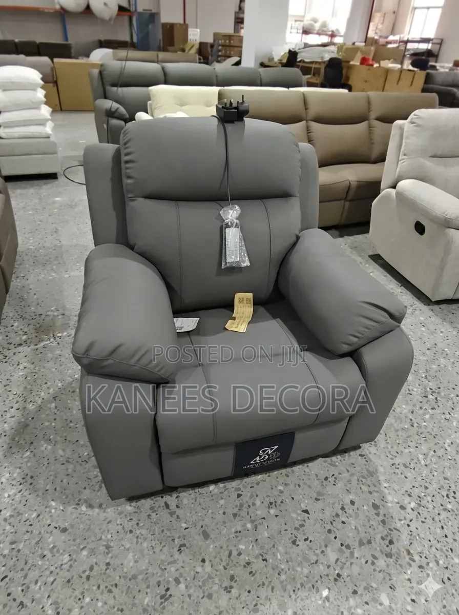 Single Electric Massaging and Heating Recliner Chair
