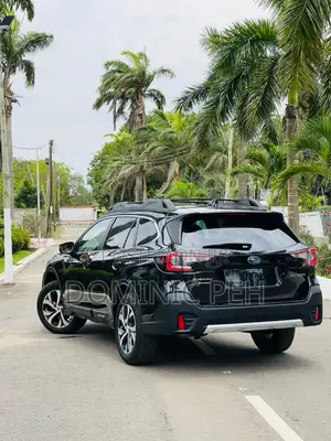 Subaru Outback Premium 2022 Black