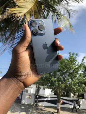 Apple iPhone 15 Pro 128 GB Blue