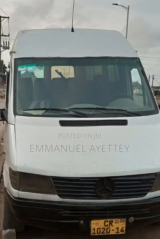 Mercedes-Benz Sprinter 2000 White