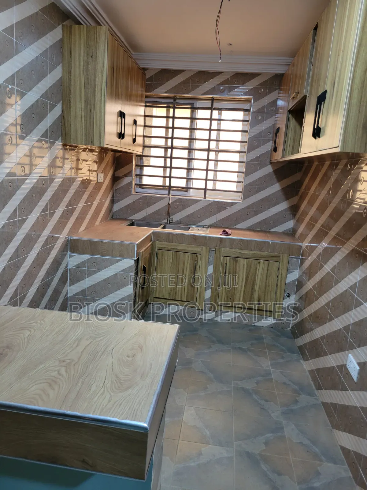 1bdrm Apartment in Biosk Properties, Amrahia for rent