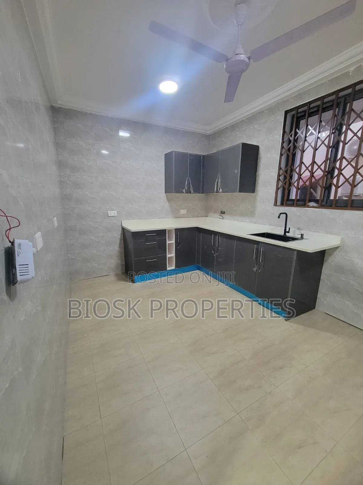 2bdrm Apartment in Biosk Properties, Malejor for rent