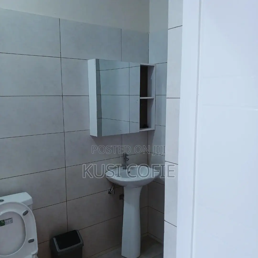 Furnished 3bdrm Townhouse/Terrace in North Legon for sale