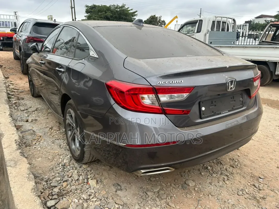 Honda Accord 2018 Gray