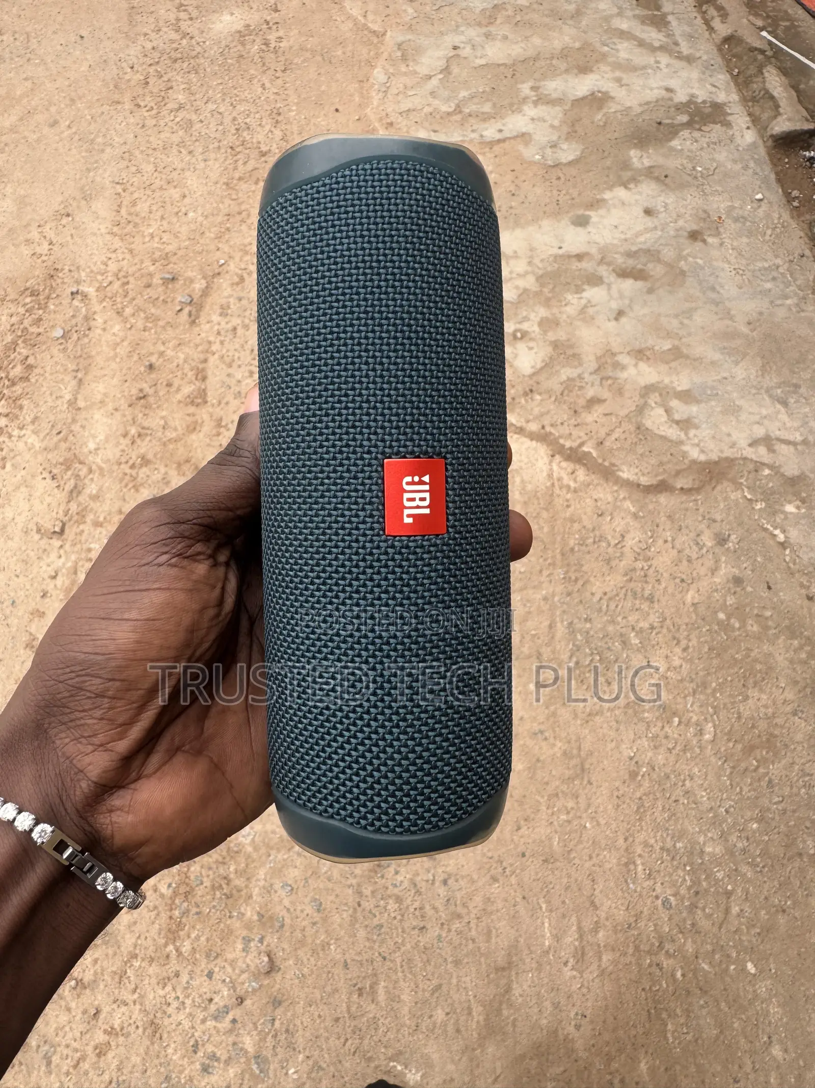 Preowned JBL Flip 5 Bluetooth Speaker From America in Stock