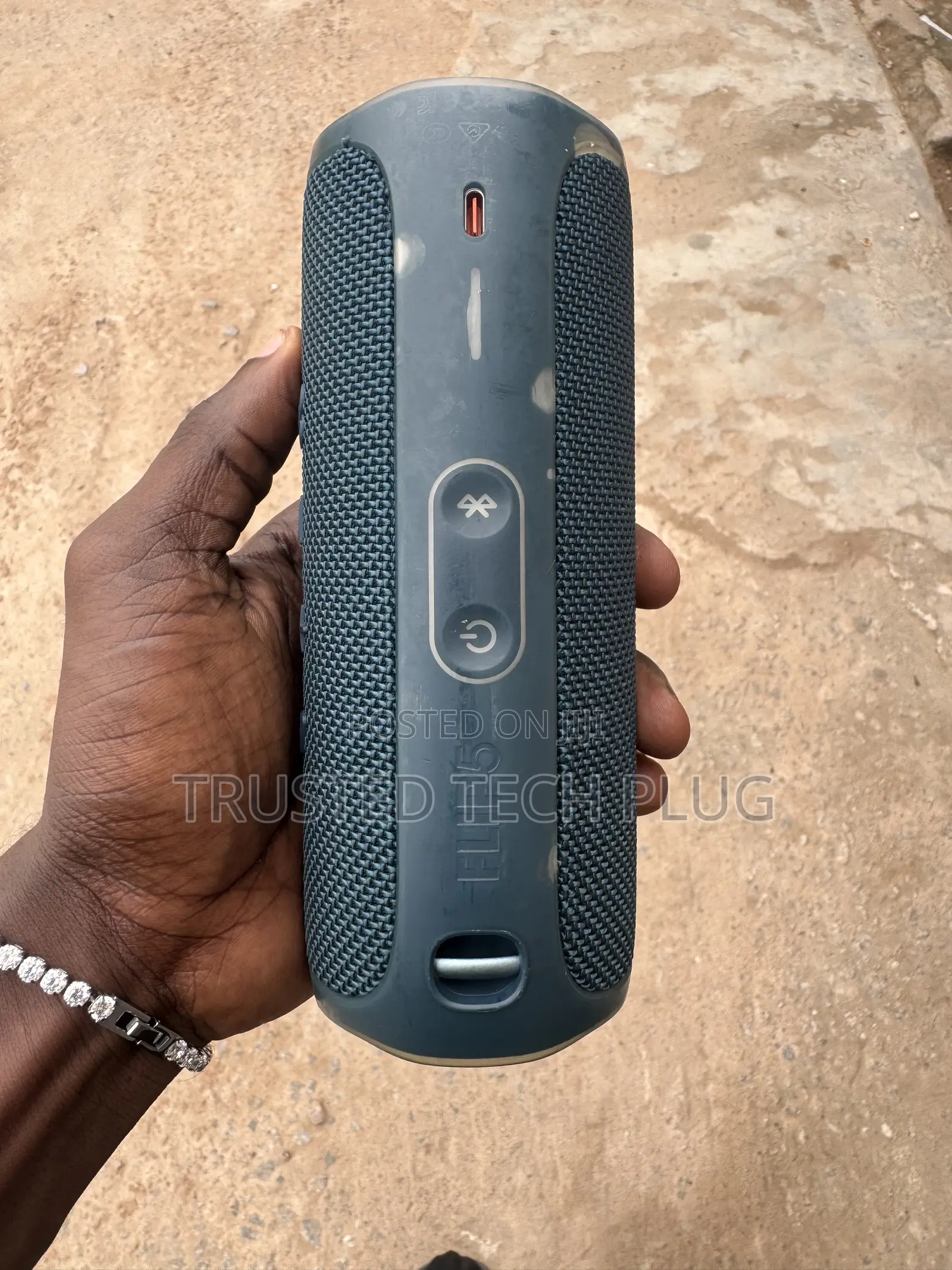 Preowned JBL Flip 5 Bluetooth Speaker From America in Stock