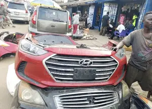 Hyundai Elantra 2017,2018 Front Cut