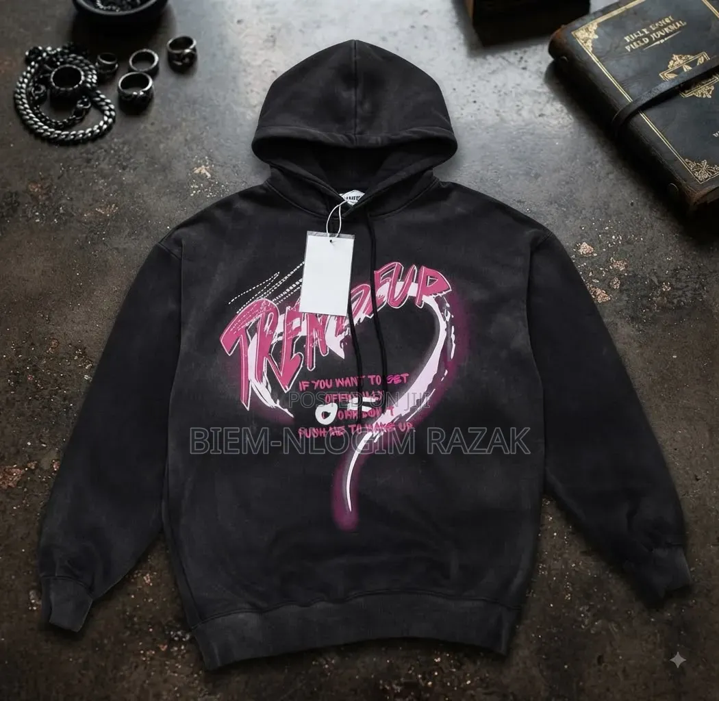High Quality Chrome Heart and Balenciaga Hoodies Available in Stock