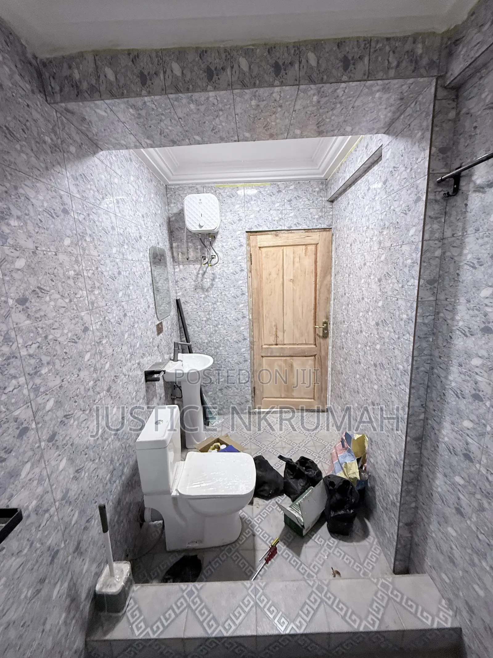 3bdrm Apartment in Mr. Justice Estate, West Hills Mall Area for rent