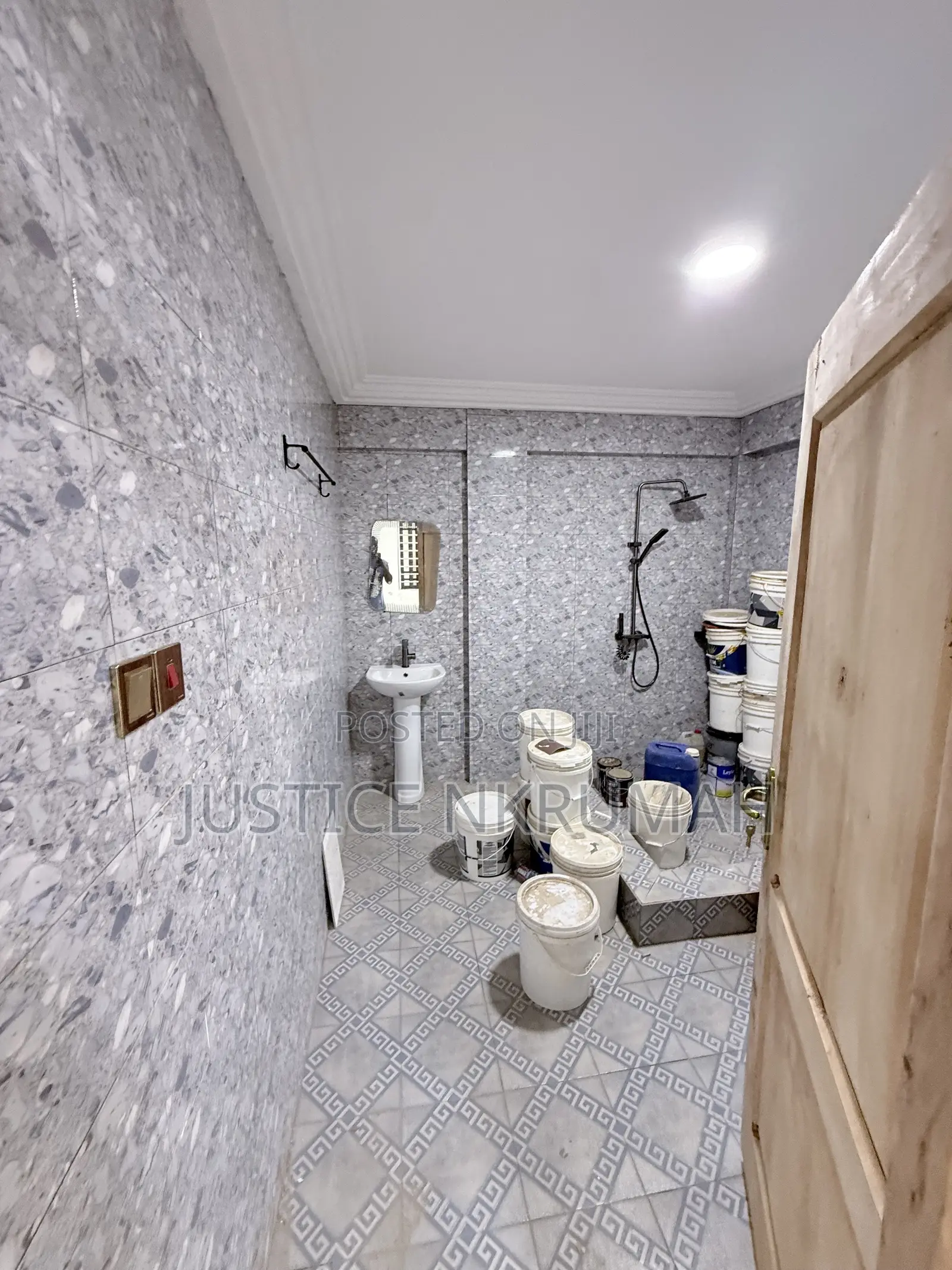 3bdrm Apartment in Mr. Justice Estate, West Hills Mall Area for rent