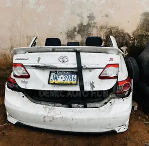 Toyota Corolla 2013 Booth