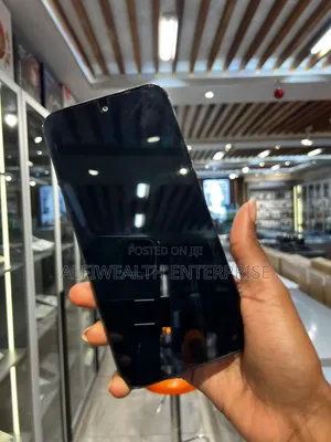 New Tecno Camon Slim 256 GB Black