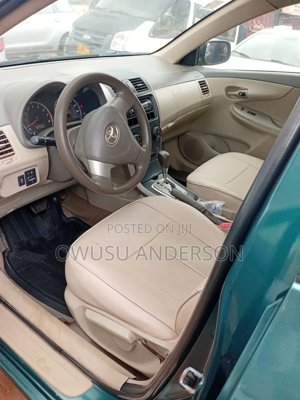 Toyota Corolla 2010 Green