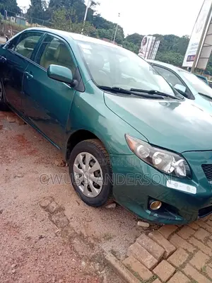 Toyota Corolla 2010 Green