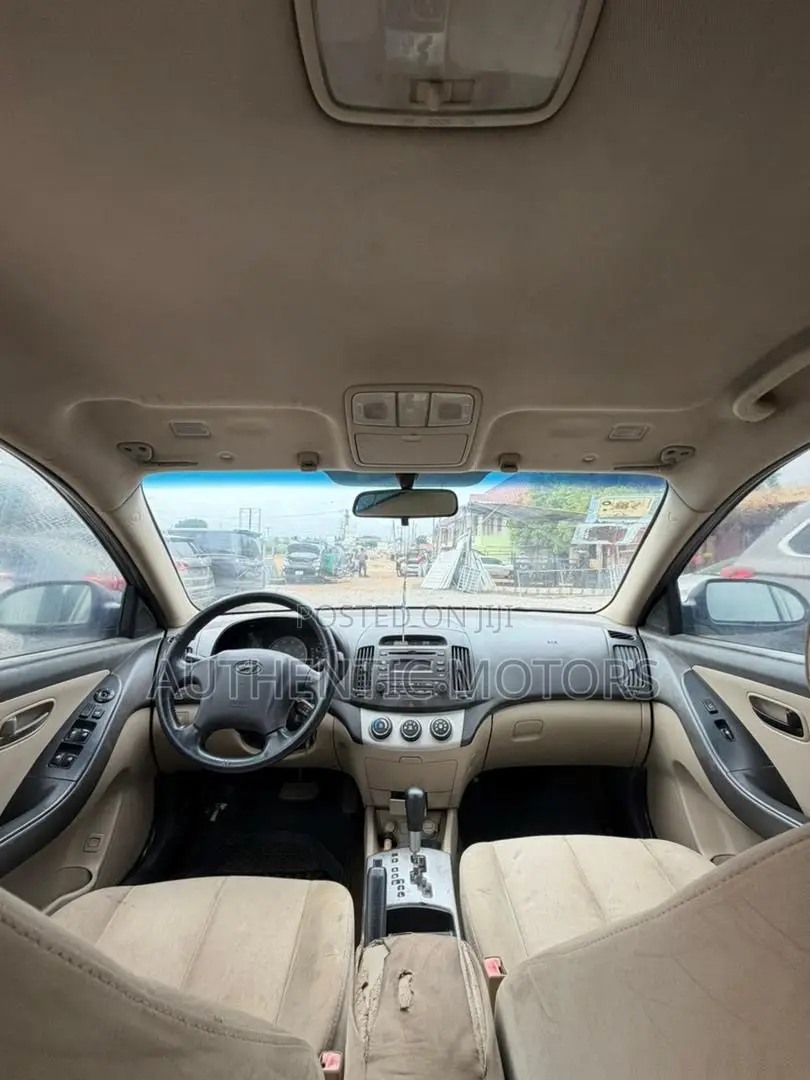 Hyundai Elantra 2010 Blue