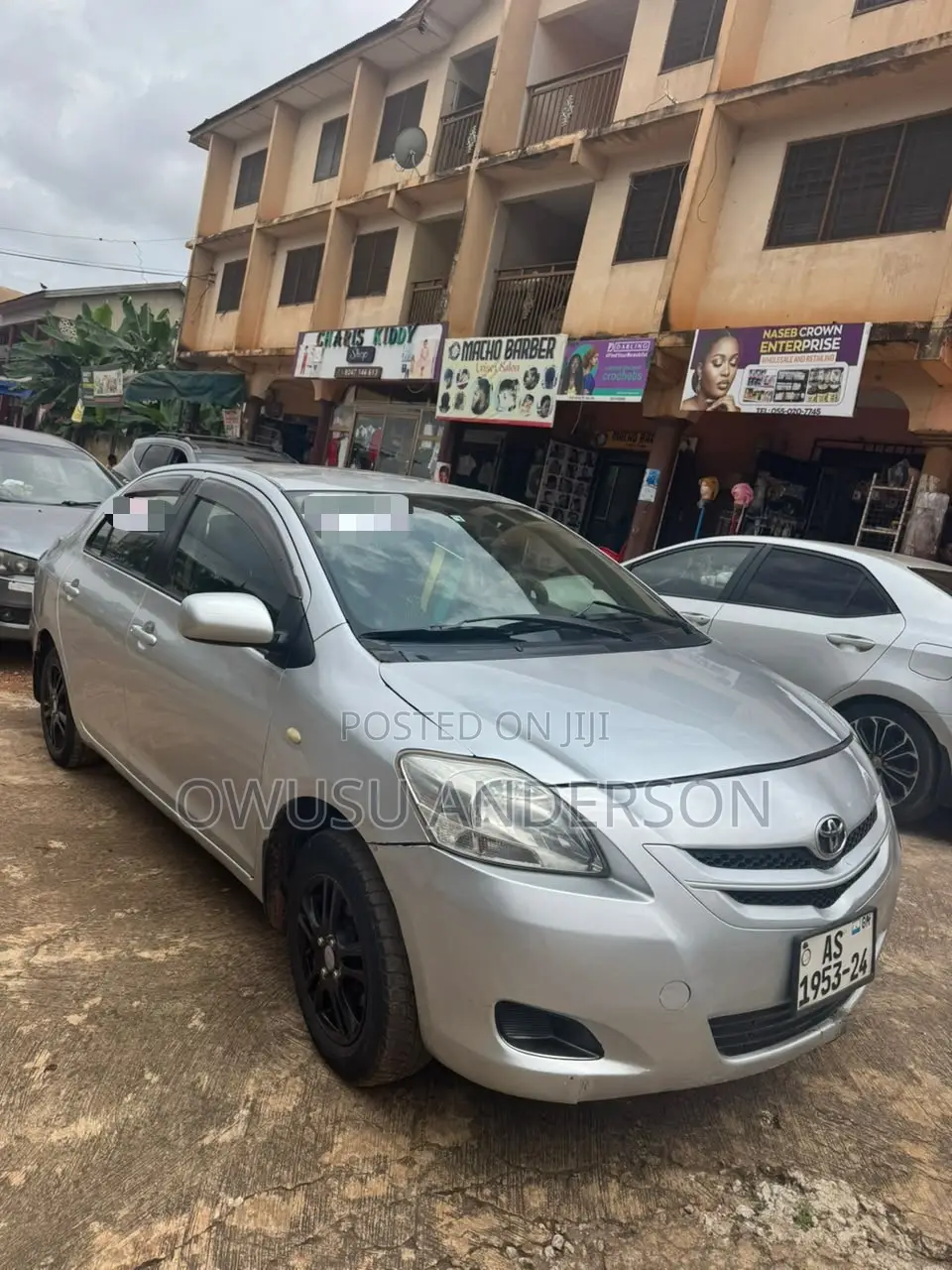 Toyota Belta 2010 Silver