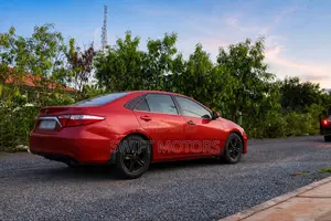 Toyota Camry 2016 Red