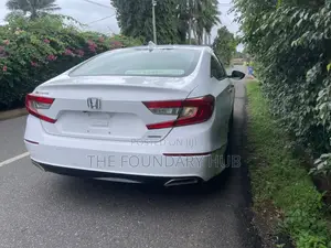 Honda Accord Touring 2018 White