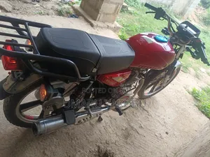 Royal RY125 2024 Red