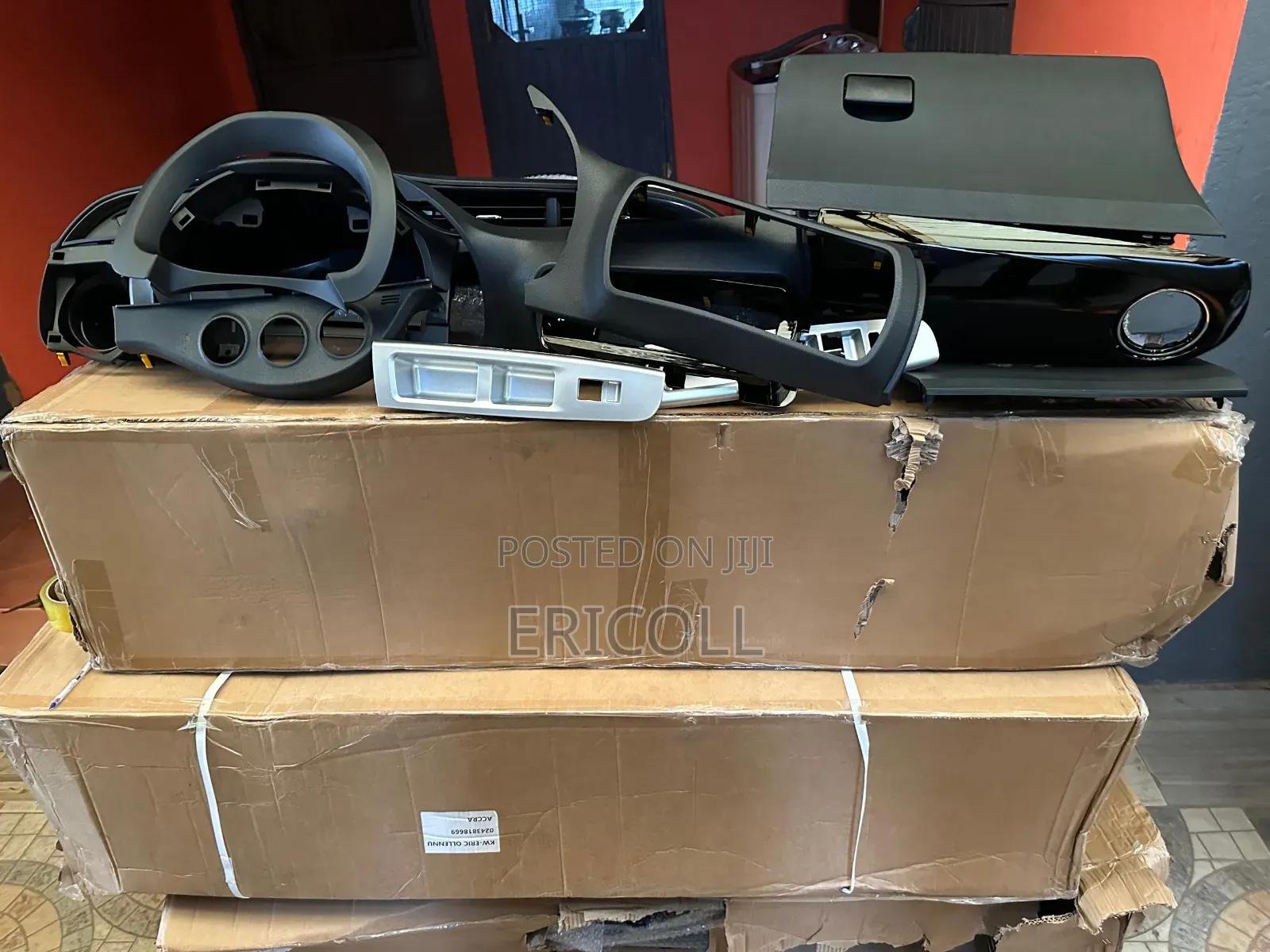 Brand New 2014 - 2018 Toyota Vitz Dashboards