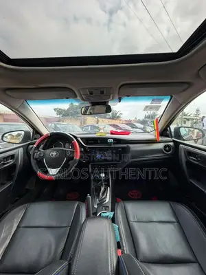 Toyota Corolla XSE (1.8L 4cyl 2A) 2018 Black