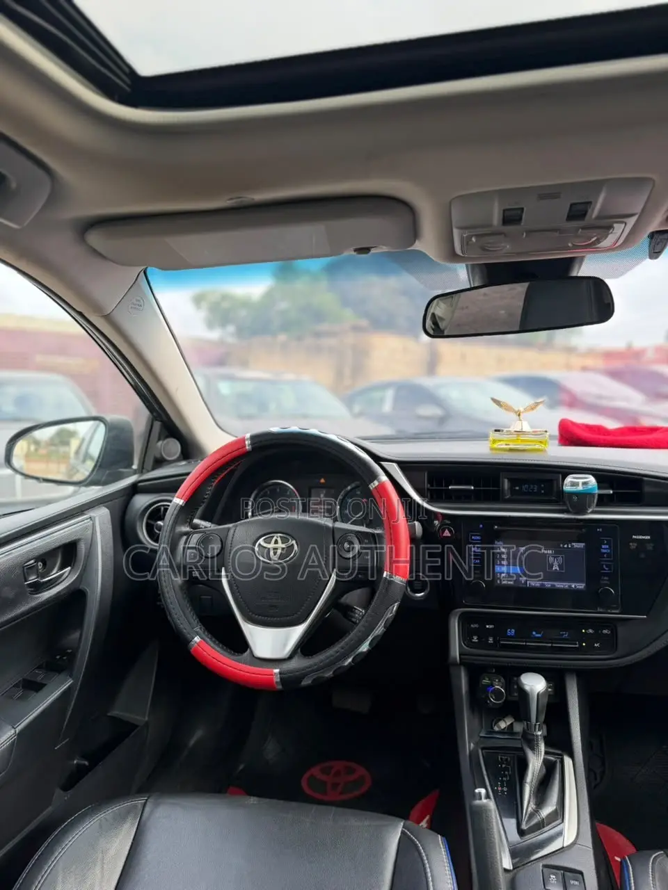 Toyota Corolla XSE (1.8L 4cyl 2A) 2018 Black