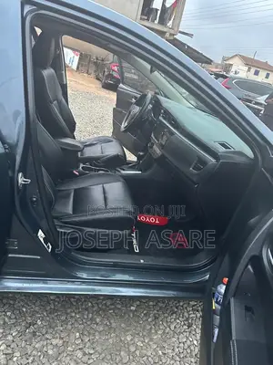 Toyota Corolla 2016 Black