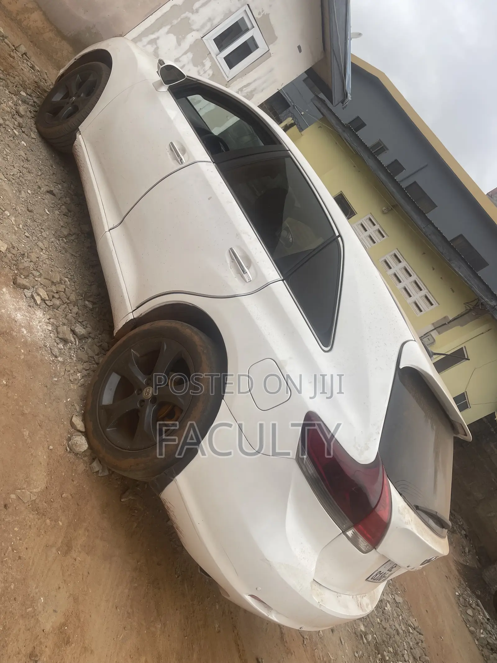 Toyota Venza Limited 2015 White