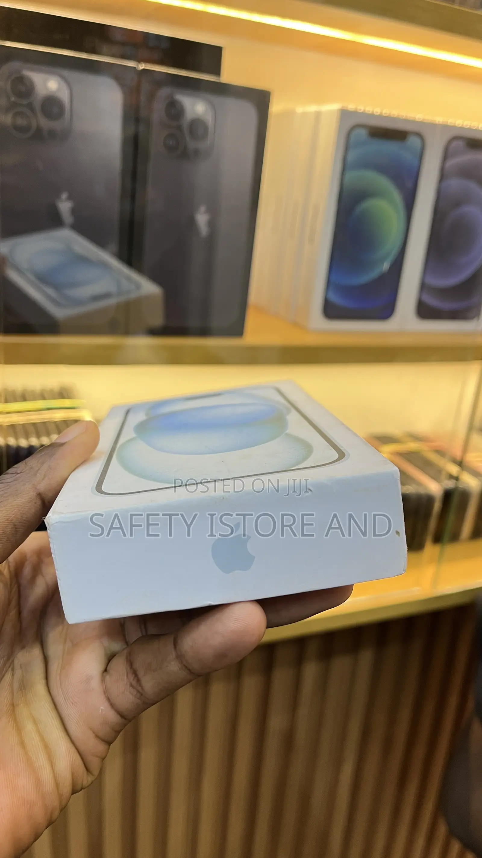 New Apple iPhone 15 128 GB Blue
