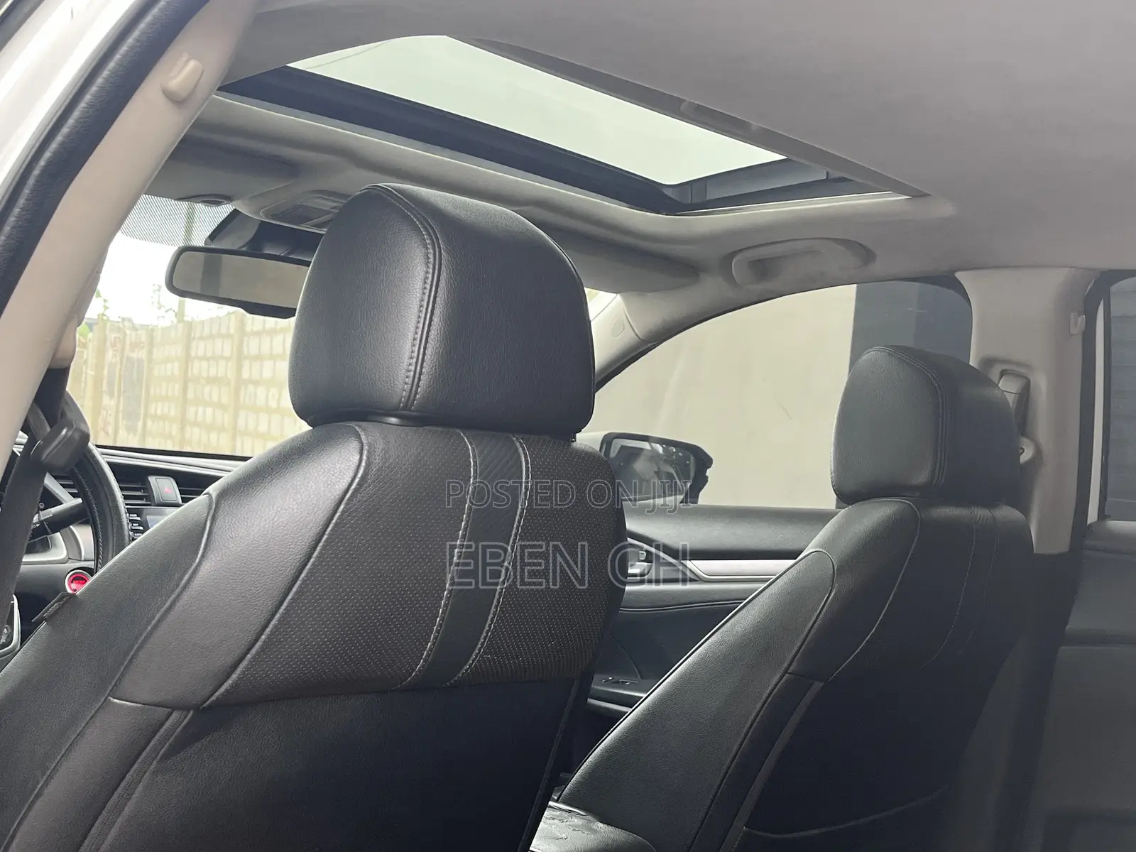 Honda Civic Touring 4dr Sedan (1.5L 4cyl) 2017 White