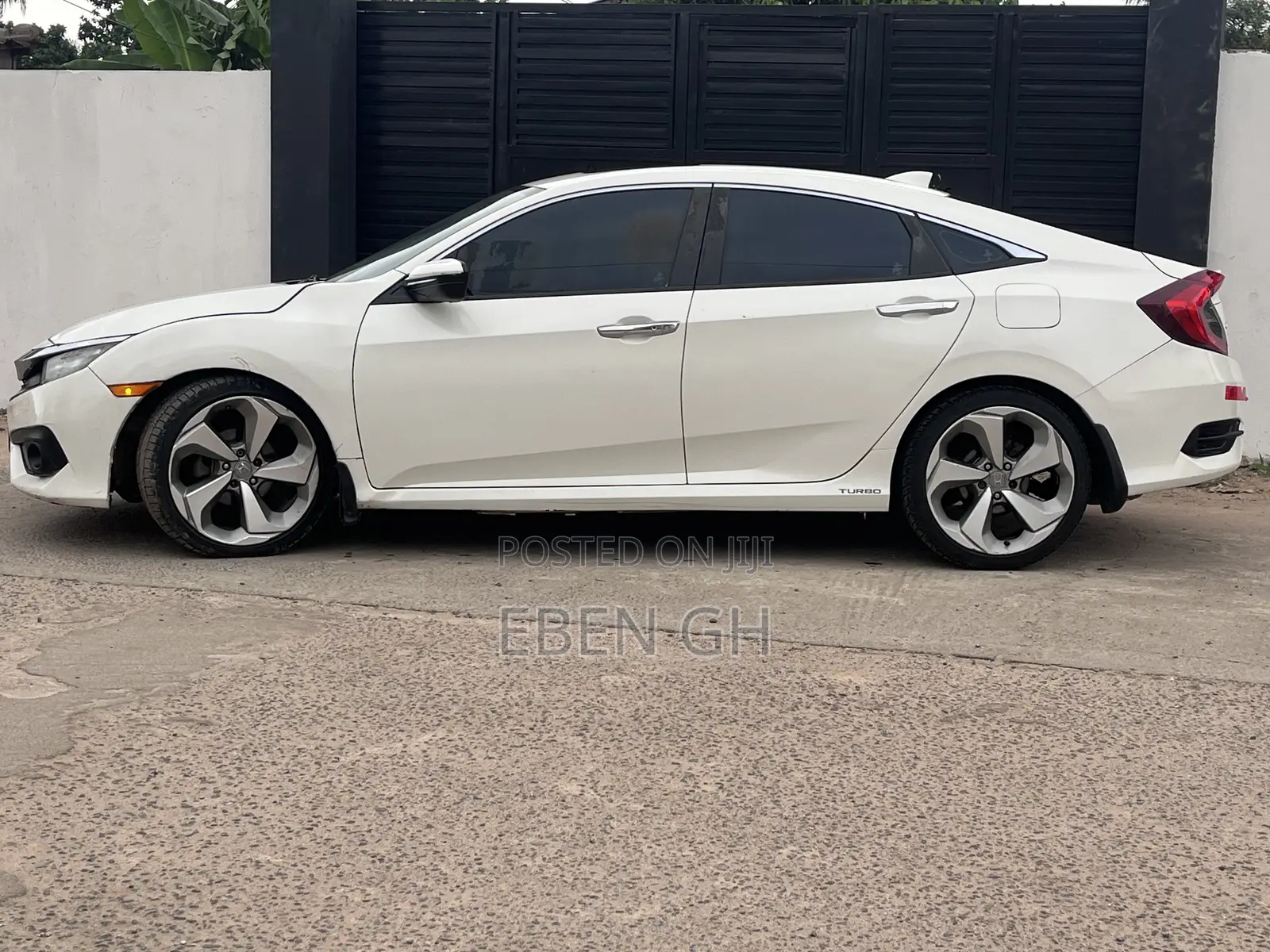 Honda Civic Touring 4dr Sedan (1.5L 4cyl) 2017 White