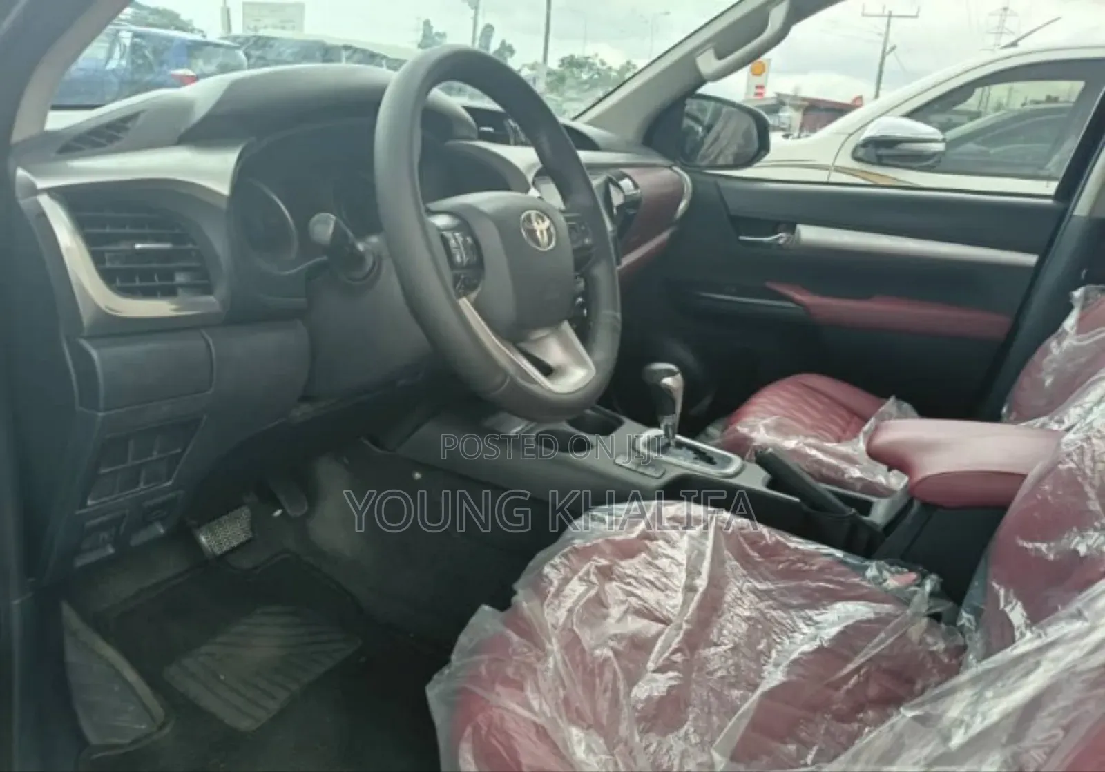 Toyota Hilux 2016 Black
