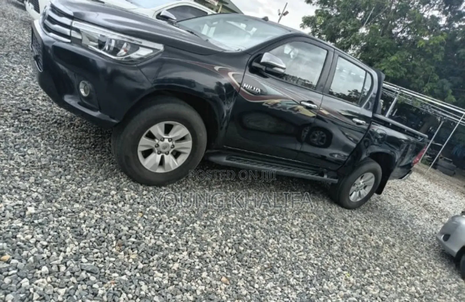 Toyota Hilux 2016 Black