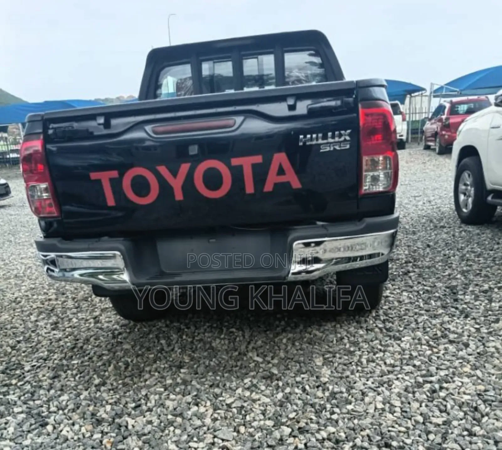 Toyota Hilux 2016 Black