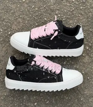 Solid Numeris Sneakers