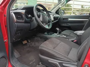 Toyota Hilux 2019 Red
